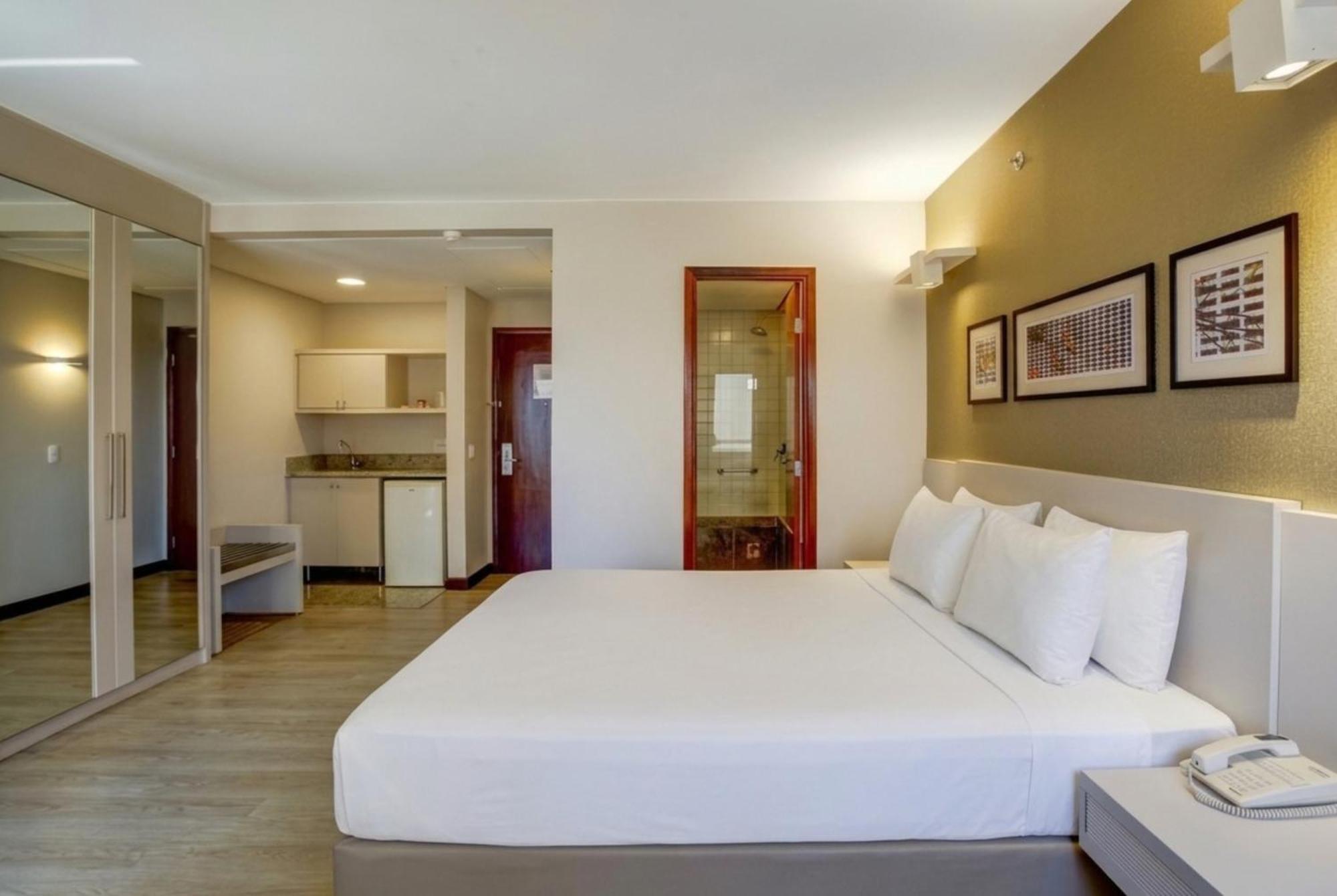 Deluxe Suite Double